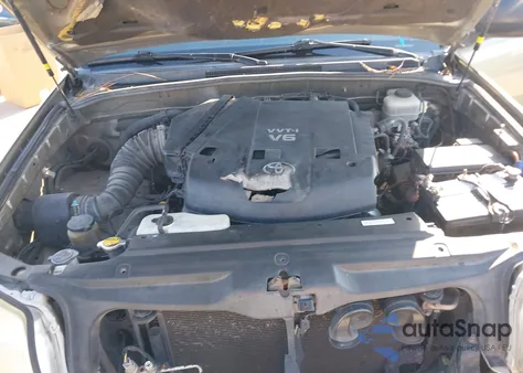 2007 Toyota 4Runner Sr5 V6 z USA, uszkodzony, nr VIN JTEZU14R378070528